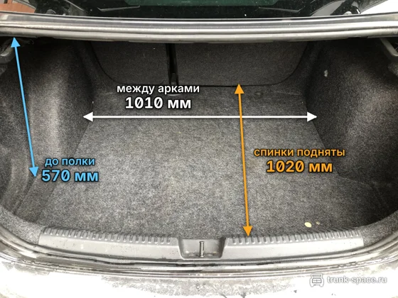 Volkswagen Polo V Седан — багажник крупно, размеры на кадре